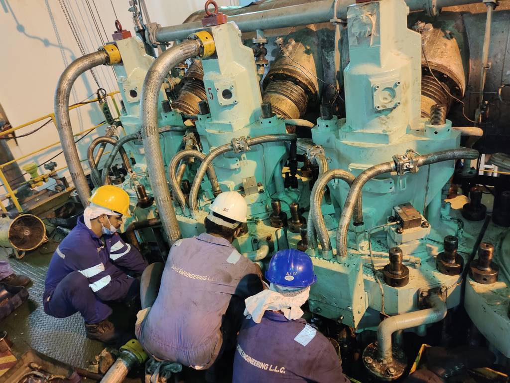 mAIN AND auxiliary engine Overhauling 